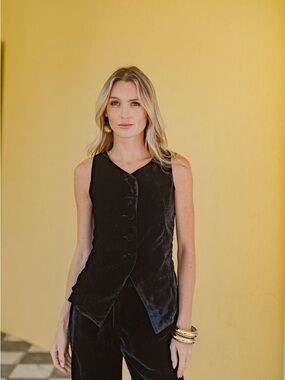 Julia Amory Noir Tess Vest with Branded Tag